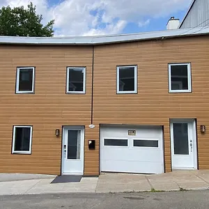 Charming Century-old House In Center Ville de Québec